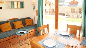 Dining - Apartment in Alps With Pool and Jacuzzi (Les Orres)