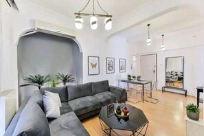 Apartment | Living area