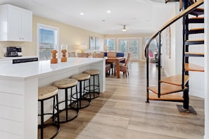 Interior - When Pigs Fly Beach House (Gulf Shores)