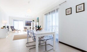 Interior - Apartment in Lagos With Rooftop Pool (Lagos)