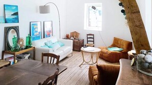 Unclassified image, 3 of 3, button - Apartment in Ault With Stunning Sea Views (Ault)