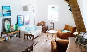 Living area - Apartment in Ault With Stunning Sea Views (Ault)