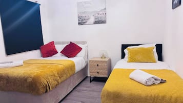 Apartment, 1 Bedroom | 2 bedrooms