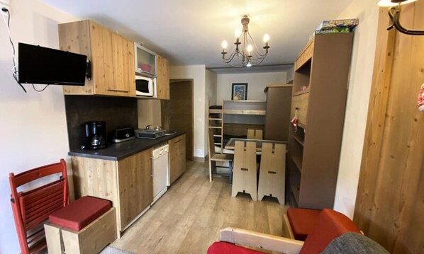 Interior - Apartment in Village With Ski Slope Views (Risoul)