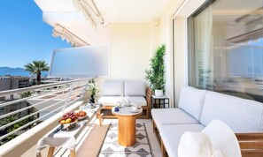 Terrace/patio - 3-room Apartment With Terrace and sea View - Luxury Residence (Cannes)