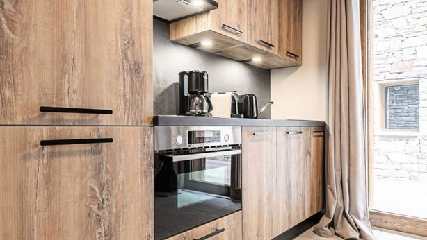 Coffee/tea maker, fridge, oven, dishwasher - Marmotton 02 - Apartment Next to the Slopes (Bonneval-sur-Arc)