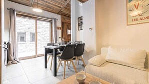 Living area - Marmotton 02 - Apartment Next to the Slopes (Bonneval-sur-Arc)