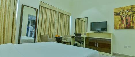 Bureau, espace de travail pour ordinateurs portables