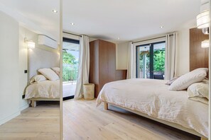 5 bedrooms, iron/ironing board, WiFi, bed sheets - Douceur de vivre tropezienne: renovated house near beach and village (Gassin)