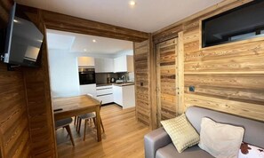 Living area - Apartment in Tignes by Glacier Ski Lift (Tignes)