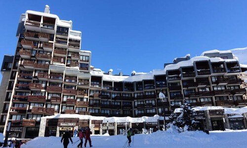 Apartment With South-facing Terrace in Tignes VC