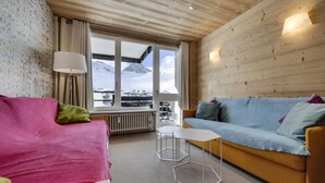 Living area - Renovated Apartment Foot of the Slopes Balcony (Tignes)