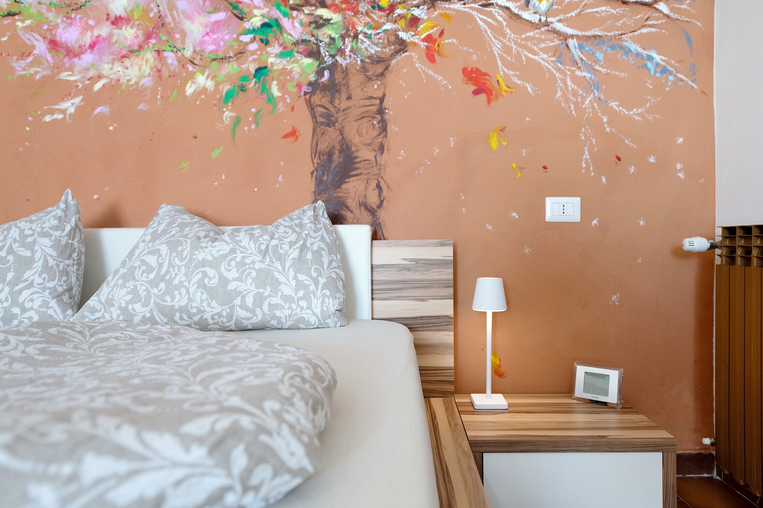 1 bedroom, desk, iron/ironing board, WiFi