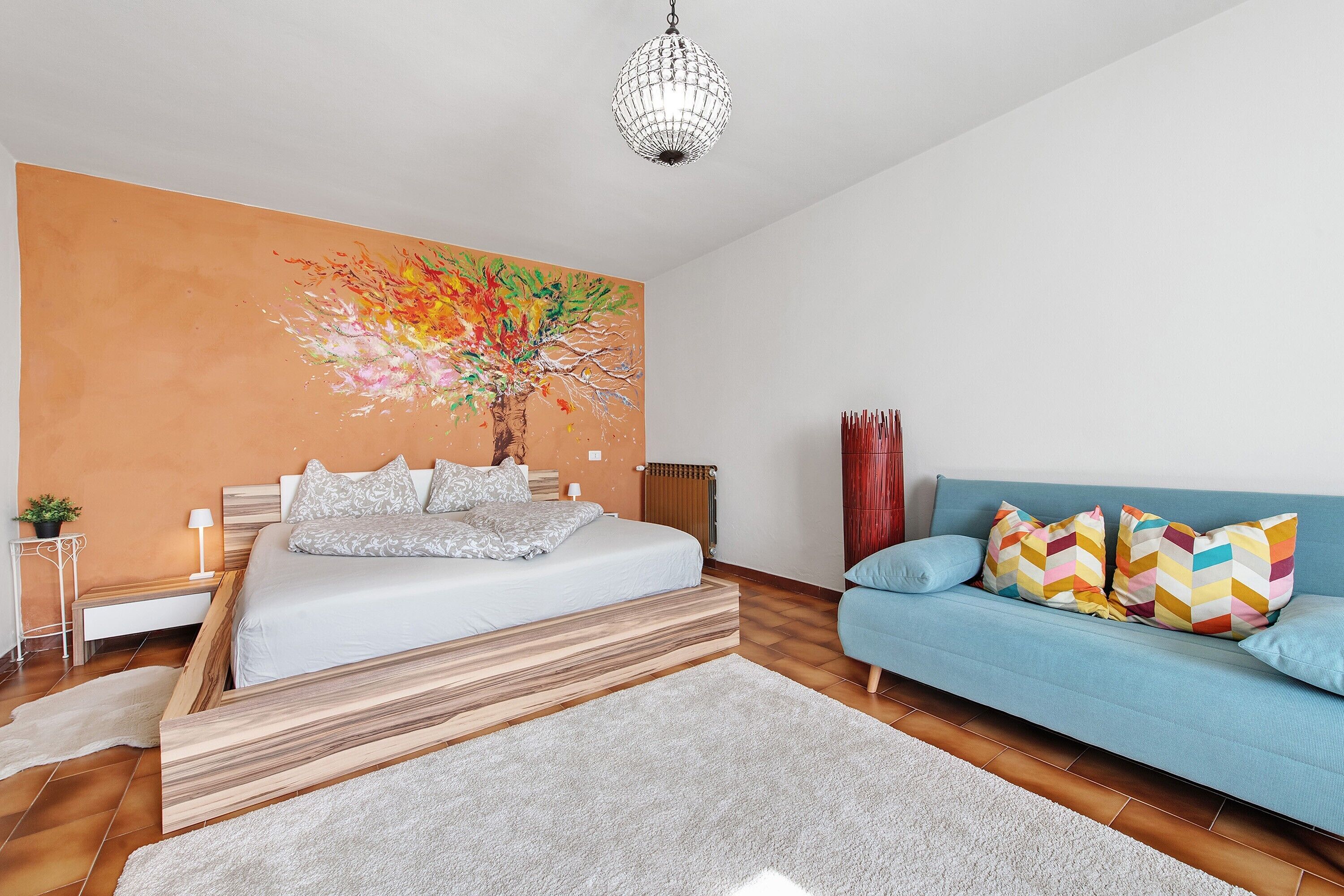 1 bedroom, desk, iron/ironing board, WiFi