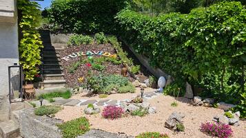 Jardines del alojamiento