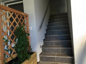 Exterior detail - Apartment 'Ferienwohnung Buchkopfblick, 69qm' with Balcony and Wi-Fi (Oppenau)