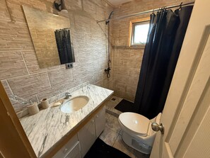 Bathroom - Angol House 5 minutes from Angol (Angol)