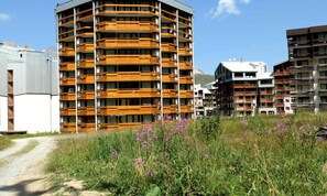 Exterior - Apartment in Tignes by Ski Slopes (Tignes)
