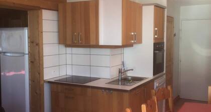 Apartment in Val Thorens With Ski Access