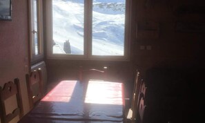 Dining - Apartment in Val Thorens With Ski Access (Les Belleville)