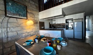 Fridge, microwave, oven, dishwasher - Apartment in Grau-du-roi Near the Beach (Le Grau-Du-Roi)
