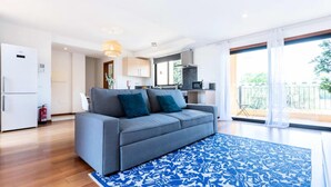 Unclassified image, 2 of 3, button - Apartments for 4 People (Lagos)