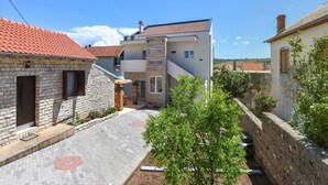 Exterior - Sea View Villa Near Beach in Posedarje (Posedarje)