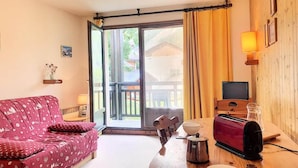 Unclassified image, 2 of 3, button - Bright Duplex Apartment Close to the Slopes Balcony (Les Belleville)