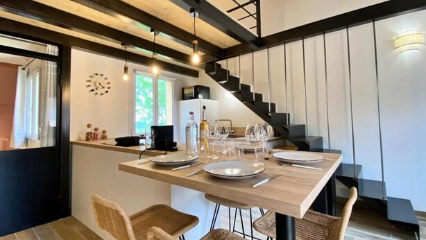 Dining - Holiday Home in Ventabren With Private Spa (Ventabren)