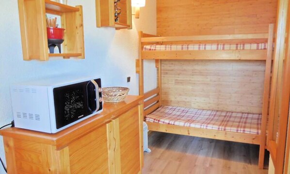 Interior - Divisible Studio for 4 People of 28m2 (La Plagne-Tarentaise)