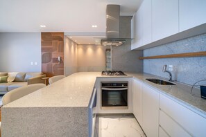 Appartement | Privékeuken | Eettafels