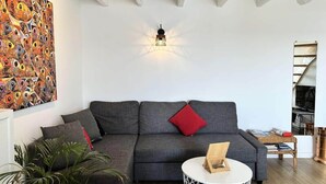 Living area - Apartment in Erquy With Stunning Sea Views (Erquy)