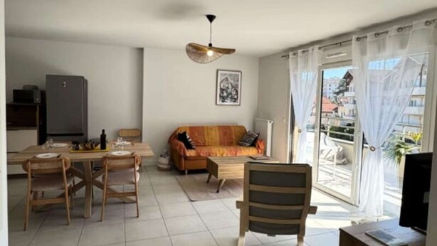 Living area - Apartment in Aix-les-bains Near Thermal Baths (Aix-les-Bains)