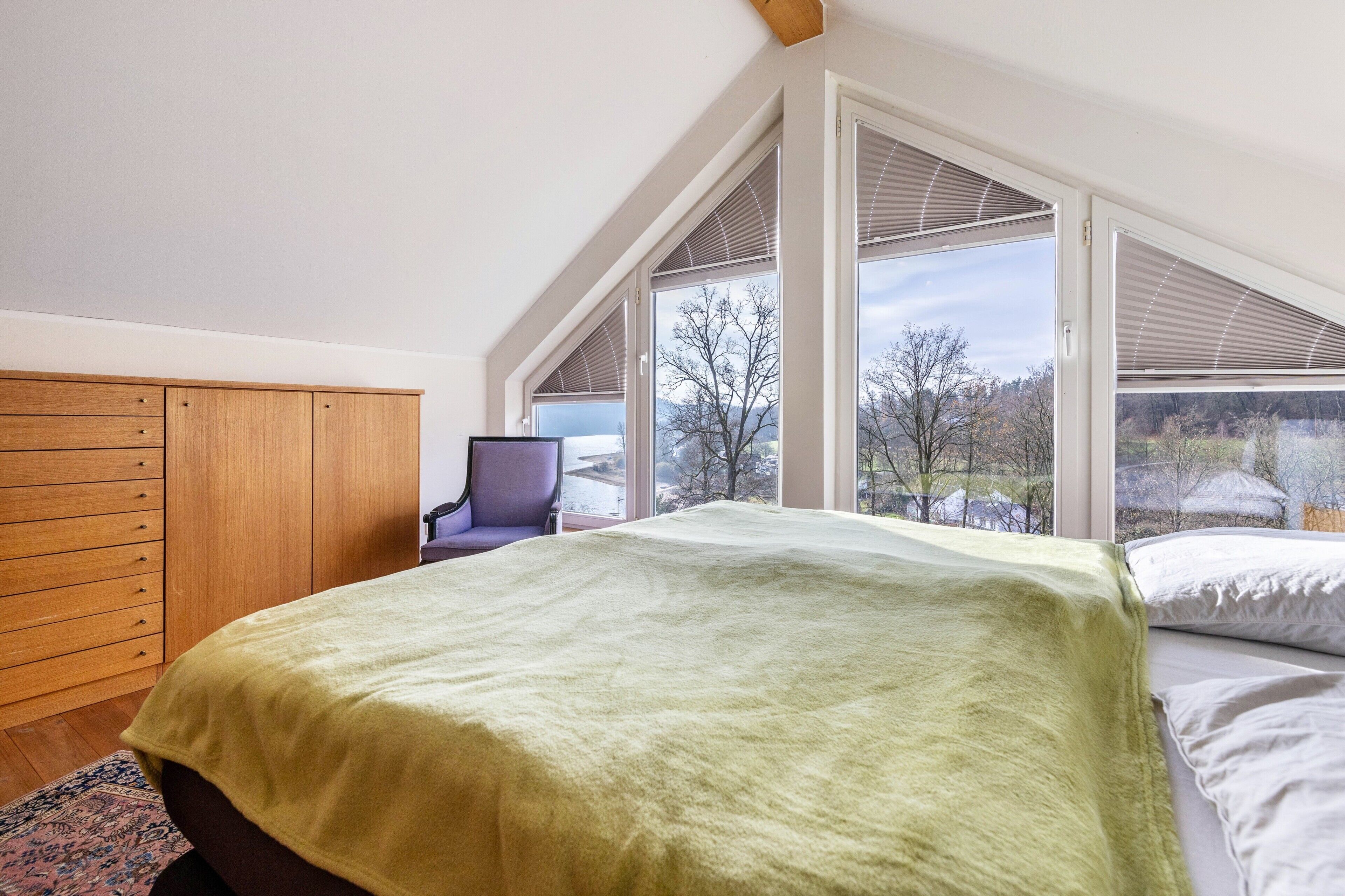 3 多间卧室、WiFi、床单