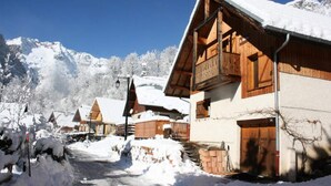 Exterior - Chalet in Venosc With Hot Tub & Sauna (Les Deux Alpes)