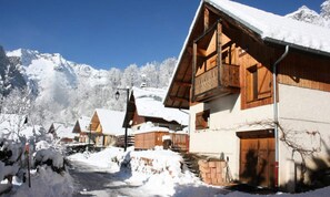 Exterior - Chalet in Venosc With Hot Tub & Sauna (Les Deux Alpes)