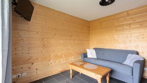 Unclassified image, 2 of 3, button - Peyragudes Studio for 4 People (Germ)