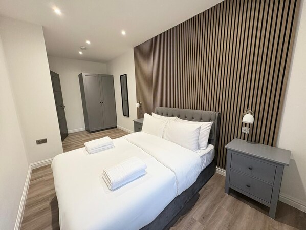 1 chambre, fer et planche à repasser, Wi-Fi, draps fournis