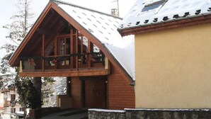 Exterior - Chalet in Les Verneys Near Ski Lift (Valloire)