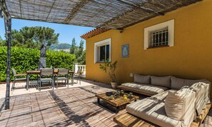 Outdoor dining - Houses & Villas for 10 People (Toulon)