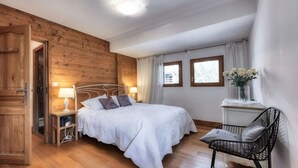 Room - Apartment in Saint-gervais Near Ski Slopes (Saint-Gervais-les-Bains)