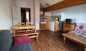 Living area - Apartment in Puy Saint Vincent Ski Access (Puy-Saint-Vincent)