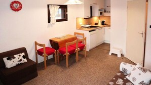 Unclassified image, 3 of 3, button - Large Studio for 4 People (Les Orres)