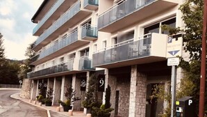 Exterior - 3 Rooms, Sleeps 5/7, Balcony (Font-Romeu-Odeillo-Via)