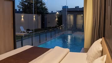 Deluxe Chalet, Lanai, Garden View | Free WiFi