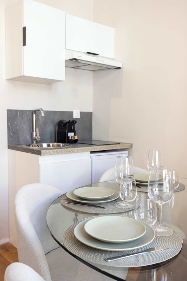 تناول الطعام