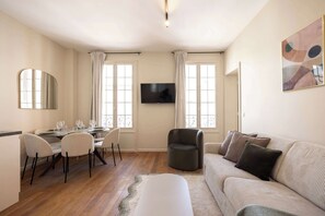 TV - Simonnot 11 (Le Pré-Saint-Gervais)