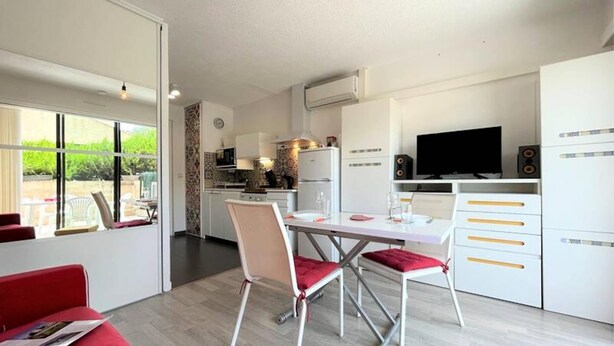 Dining - Apartment in Greoux-les-bains Near Spa (Gréoux-les-Bains)