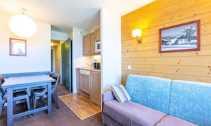 Interior - Apartment in Montchavin With Mont Blanc View (La Plagne-Tarentaise)