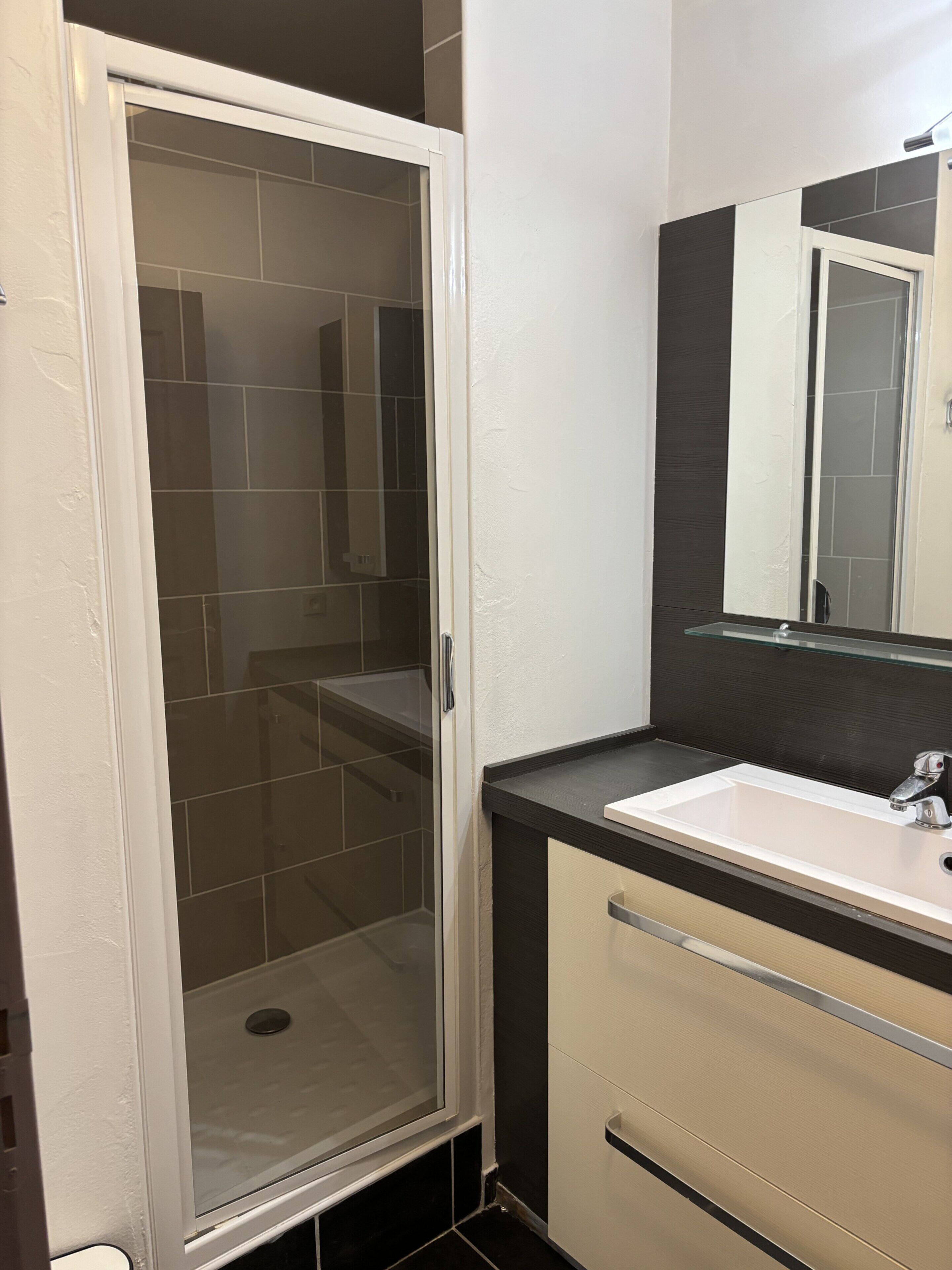 Apartment | Bathroom